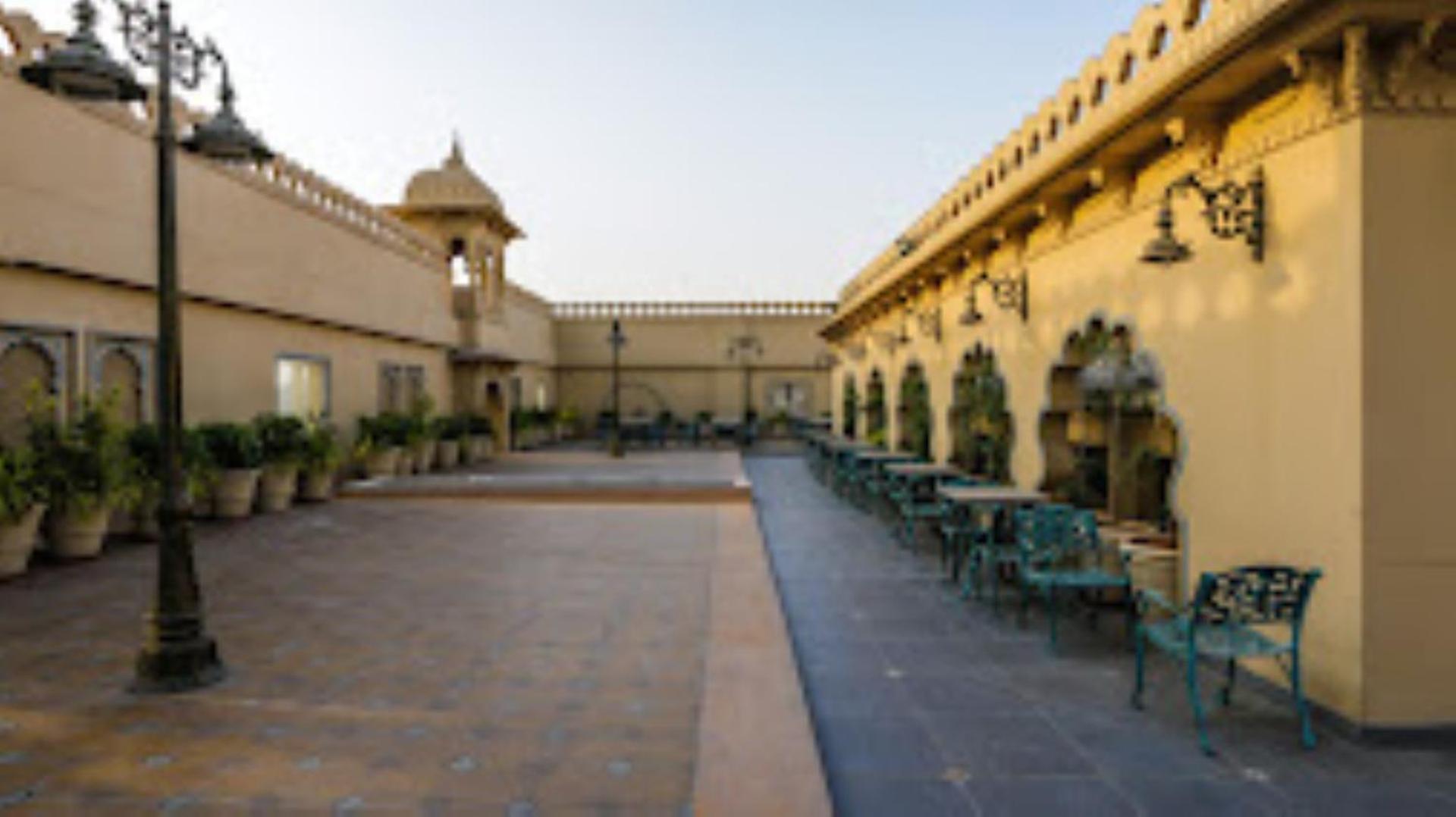 Laxminarayan Club & Resort Вадодара Экстерьер фото